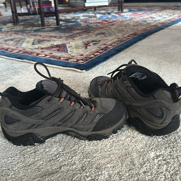 Shoes - Picture 3 of 3